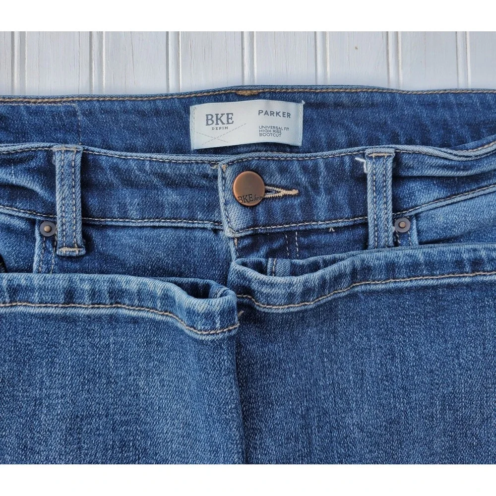 Buckle BKE Parker Mens Blue Jeans Boot Cut 30x32 Fits 32x32 Medium wash Stretch - Picture 3 of 12